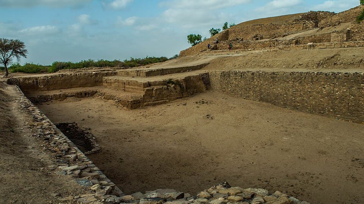 Stone-lined reservoir basin within the Dholavira archaeological site.
