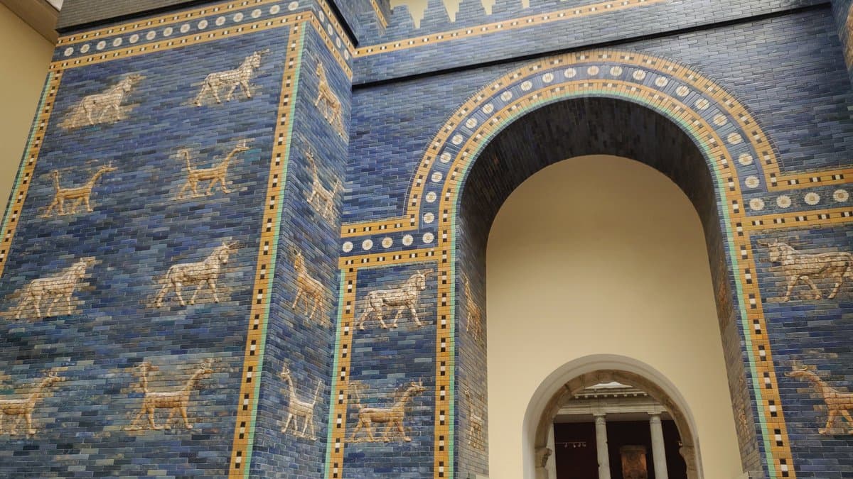 Blue glazed-brick reconstruction of the Ishtar foregate inside Berlin's Pergamonmuseum.