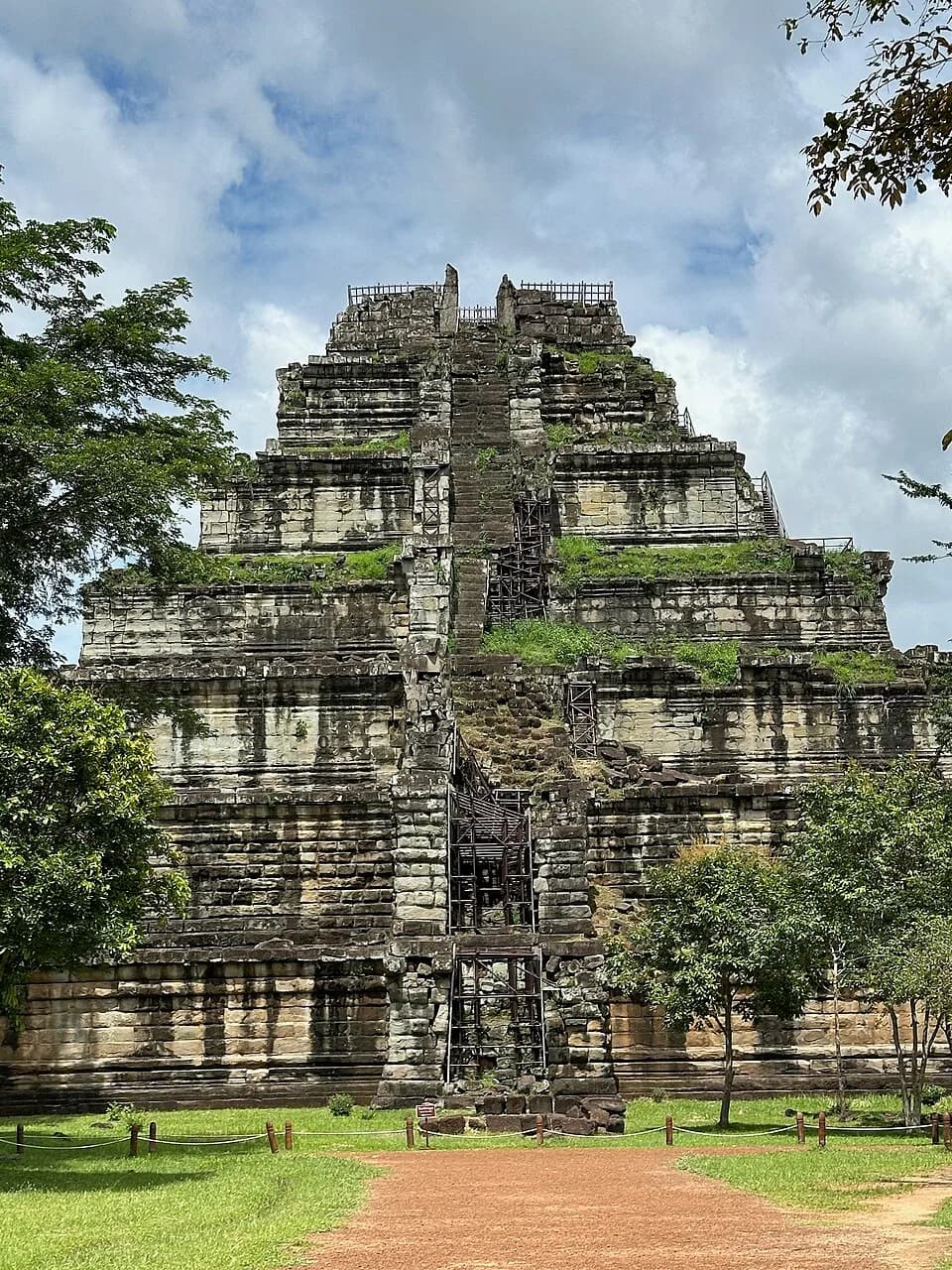 Stepped temple pyramid of Prasat Thom rising amid forest at Koh Ker.